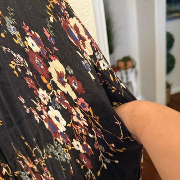 S/M LoveStitch, floral maxi dress - Picture 4 of 11